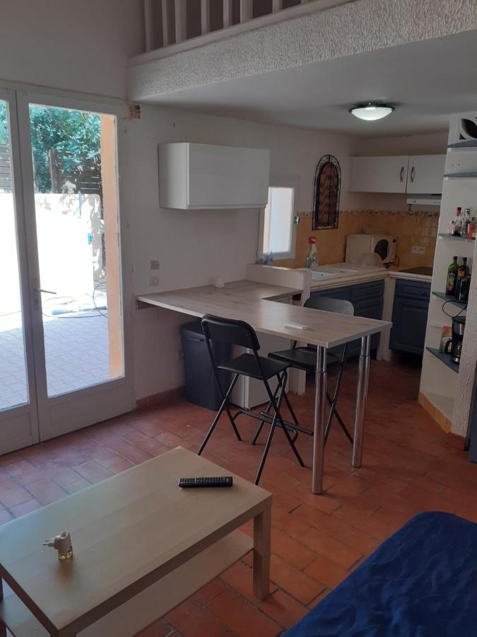 Appartement T1 Hyères Exteriör bild